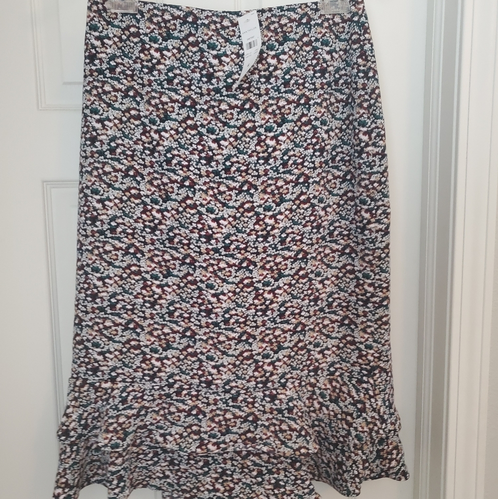 Ann Taylor Ruffled Pencil Skirt
